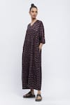 Buy_Abraham & Thakore_Purple Crepe Printed Geometric V Neck Embroidered Kaftan _Online_at_Aza_Fashions