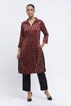 Buy_Abraham & Thakore_Maroon Chanderi Printed Geometric Collared Kurta _at_Aza_Fashions