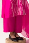 Naina Jain_Pink Silk Notched Bandhani Wave Pattern Kurta Pant Set _Online_at_Aza_Fashions