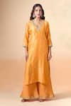 Kalakaari By Sagarika_Orange Chanderi Silk Hand Embroidery Floral V Neck Kurta Palazzo Set _Online_at_Aza_Fashions