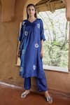 Buy_Ayaka_Blue Viscose Tabby Hand Embroidered Floral V-neck Kurta _at_Aza_Fashions