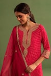 Buy_Kameez_Pink Georgette Print Mothra Split V Neck Gota Bloom Embroidered Kurta Pant Set _Online_at_Aza_Fashions