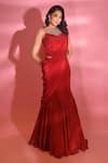 Buy_VRIDHI SOMAANI_Red Crepe Hand Embroidered Floral Sweetheart Ruby Pre-draped Saree With Blouse _Online_at_Aza_Fashions