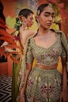 Buy_Show Shaa_Green Blouse Raw Silk Embroidered Floral Sweetheart Bridal Lehenga Set 