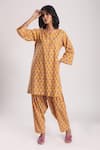 Buy_Avaha_Yellow Cotton Print Floral Round Neck Vama Kurta With Salwar _at_Aza_Fashions