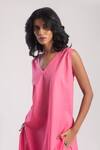 Shop_Avaha_Pink Cambric Poplin Plain V Neck Kuvira Kurta With Pant _Online_at_Aza_Fashions