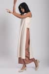 Avaha_White Cambric Poplin Placement Embroidery Thread Gunja Side Slit Kurta With Pant _Online_at_Aza_Fashions