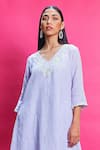 Priyanka Jain_Purple Cotton Linen Embroidery Floral V Neck Asymmetric Kurta With Pant _at_Aza_Fashions