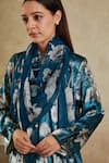 Rainas_Blue Velvet Printed Flower Band Collar Kurta Pant Set _Online_at_Aza_Fashions