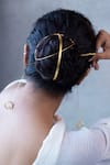 Buy_De'anma_Gold Qinisa Criss Cross Shaped Hair Bun 