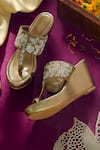 Buy_Kurrbat_Gold Embroidery Star Dust Wedges _at_Aza_Fashions