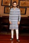 Zazu_White Cotton Ikat Prism Print Kurta With Churidar _Online_at_Aza_Fashions