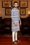 Zazu_White Cotton Ikat Prism Print Kurta With Churidar _at_Aza_Fashions