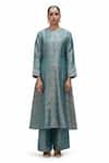 Buy_Mimamsaa_Blue Brocade Silk Round Gazala Inverted Bird Motif Kurta And Pant Set _at_Aza_Fashions