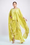 Buy_Saaksha & Kinni_Green Printed Abstract Bandhani Boat Cape And Draped Skirt Set _at_Aza_Fashions