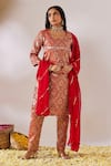 Buy_Gulaal_Red Cotton Brocade Georgette Round Floral Pattern Woven Kurta Pant Set _at_Aza_Fashions