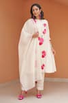 Buy_Samatvam by Anjali Bhaskar_Ivory Embroidery Floral Round Niyati A-line Kurta And Pleated Pant Set _at_Aza_Fashions