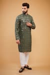 Buy_Kasbah_Green Silk Embroidery Thread Mirror Classic Kurta _at_Aza_Fashions