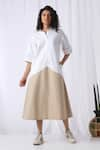 Buy_Vasstram_White Thick Cotton Plain Spread Collar Draped Panelled Colorblock Dress _at_Aza_Fashions