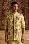 Shop_DiyaRajvvir_Green Cotton Silk Embroidered Thread Floral Bundi Kurta Set _Online_at_Aza_Fashions