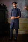 Buy_DiyaRajvvir_Blue Dola Silk Embroidered Thread Textured Arrow Kurta And Pant Set _at_Aza_Fashions