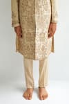 Buy_WABI SABI BY ANSHUM-RITESH_Beige Chanderi Embroidery Dori Kaaravaan Sherwani Set 