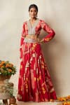 Buy_Vedika M_Red Silk Printed Abstract Bandhani V Neck Lehenga Set _at_Aza_Fashions