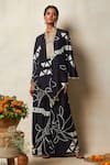 Buy_Vedika M_Black Silk Printed Abstract Bandhani Collared V Kaftan And Pant Set _at_Aza_Fashions