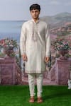 Shop_House of KOA_Off White Kurta- Chanderi Silk Embroidery Floral Edwin With Pant _at_Aza_Fashions