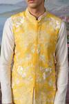 Buy_House of KOA_Yellow Embroidery Floral Bloom Bundi Kurta Set _Online_at_Aza_Fashions