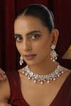 Buy_SWABHIMANN_Red Polki Studded Drop Leaf Choker Set _at_Aza_Fashions