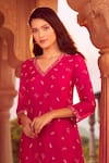 Aariyana Couture_Pink Silk Organza Hand Embroidery Floral V Neck Kurta With Pant _Online