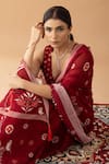 Buy_Thee Modern Roots_Red Georgette Print Floral Motif Saree 