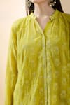 Buy_SHRADDHA RAMBHIA_Yellow Chanderi Embroidered Thread Mandarin Collar Floral Shirt 