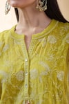 Buy_SHRADDHA RAMBHIA_Yellow Chanderi Embroidered Thread Mandarin Collar Floral Kurta 