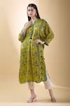 Buy_SHRADDHA RAMBHIA_Yellow Malai Silk Flower Mandarin Collar Pattern Kurta _at_Aza_Fashions