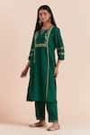 Buy_Priya Chaudhary_Green Chanderi Silk Embroidered Floral Key Hole Kurta With Pant _Online_at_Aza_Fashions