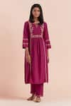 Buy_Priya Chaudhary_Pink Chanderi Silk Embroidered Floral Veil Key Hole Kurta With Pant _at_Aza_Fashions