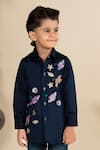 Buy_LITTLE BOYS CLOSET_Blue Cotton Satin Embroidery Resham Animal Shirt _at_Aza_Fashions