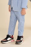 Buy_LITTLE BOYS CLOSET_Blue Seer Sucker Printed Checkered Blazer And Pant Set _Online_at_Aza_Fashions