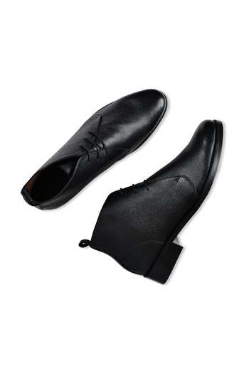 Shop_Wednesday Lifestyle_Black Philip Milled Leather Chukka Boots _at_Aza_Fashions