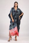 Buy_Swati Vijaivargie_Black Silk Geometric V Ombre Shibori Kaftan Dress _at_Aza_Fashions