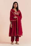 Buy_Priya Chaudhary_Red Soft Chanderi Embroidered Thread Notched Round Yoke Kurta Pant Set _at_Aza_Fashions