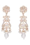 Buy_Auraa Trends_White Crystal Floral Carved Jewellery Set 