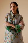 Buy_Bunka_Grey Kurta 100% Organza Print Floral Collared Neck Tara With Pant 