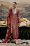 Buy_Itrh_Red Kurta And Pant Crushed Tissue Embroidered Mirrorwork Ishq Arzoo Bodice Set _at_Aza_Fashions