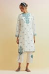 Buy_Upavita_Off White Cotton Embroidered Thread Mandarin Collar Floral Vine Kurta With Pant _at_Aza_Fashions