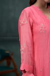 Buy_Hirika&Dhruti_Peach Chanderi Hand Embroidered Flower Scalloped V-neck A-line Kurta Set _Online_at_Aza_Fashions