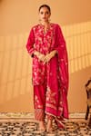 Buy_Bo tree_Magenta Chanderi Embroidery Thread Notched Sadia Kurta Set _at_Aza_Fashions