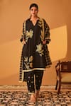 Buy_Bo tree_Black Chanderi Embroidery Zari Thread Notched Aafreen Kurta Set _at_Aza_Fashions